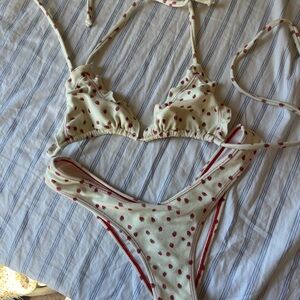 Frankies bikinis Strawberry bikini set